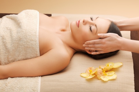 Introbild  Massage Anleitung zum Experte für Wellnessmassage