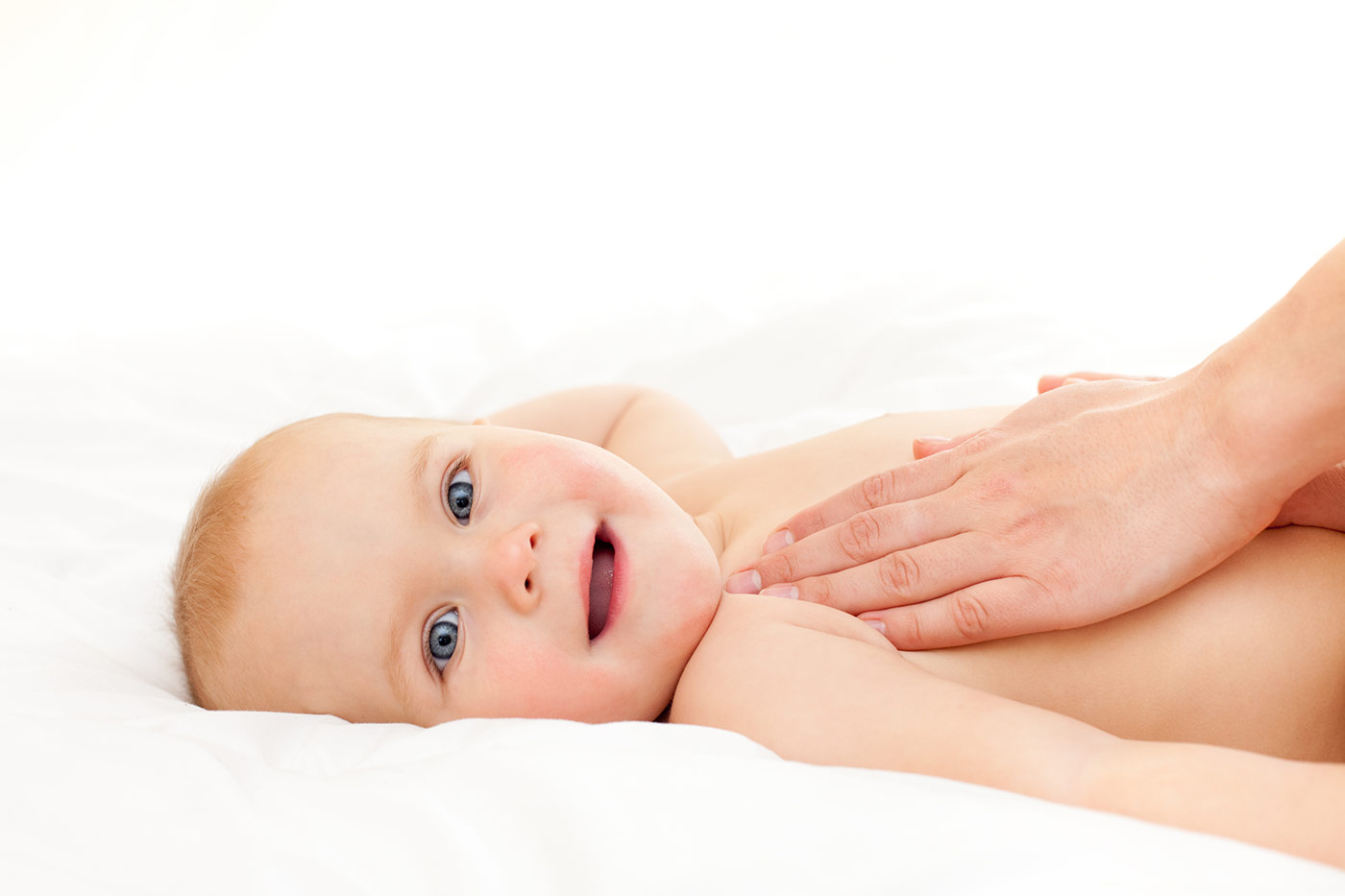 Babymassage Ablauf -- Baby massieren