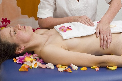 Introbild Beliebte Wellness-Massage aus Hawaii: Lomi Nui