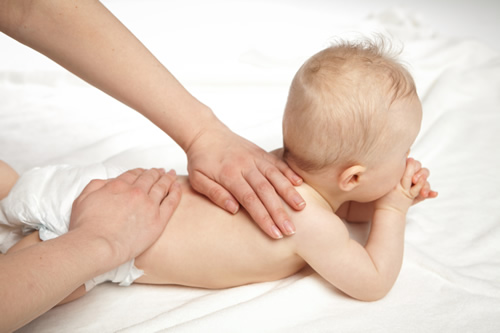 Introbild Baby Massage Anleitung 