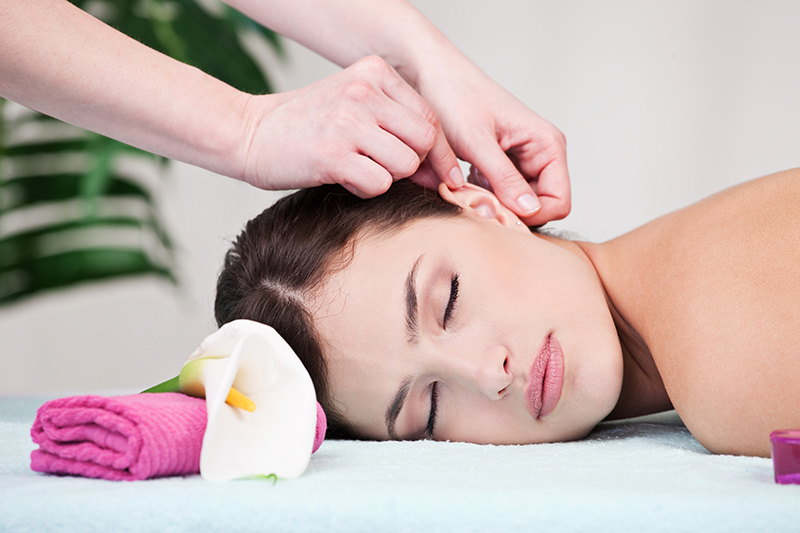 Ohrakupressur und Reflexzonen-Massage
