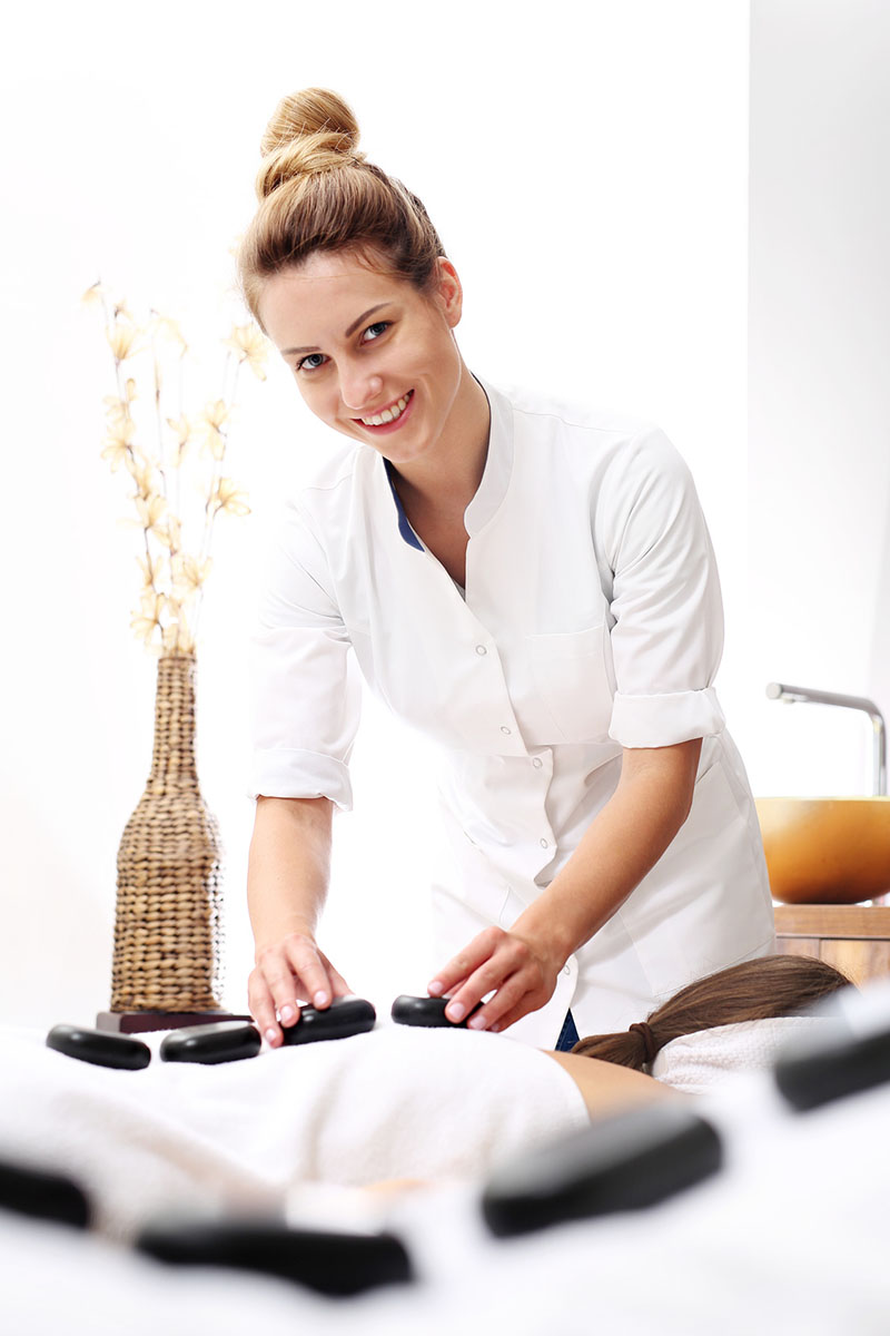 Massage Therapeutin