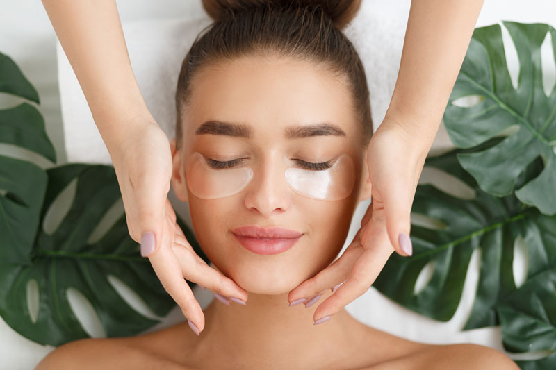 Introbild Anti-Aging durch Gesichtsmassagen